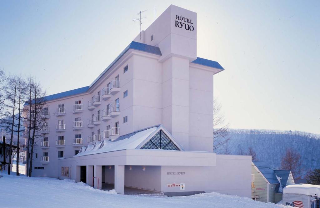 יאמנוצ'י Hotel Ryuo מראה חיצוני תמונה